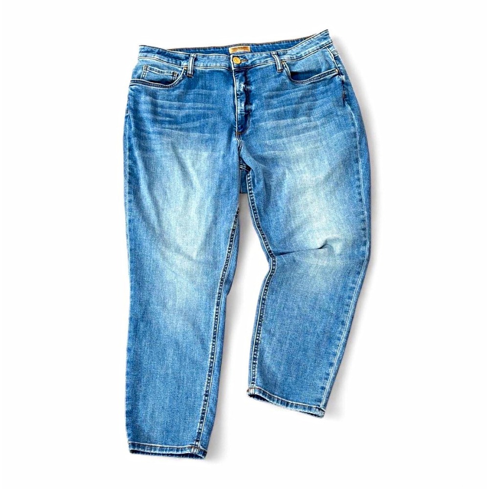 KUT from the Kloth Naomi Girlfriend Jeans Plus Size 16W Stretch Straight Leg